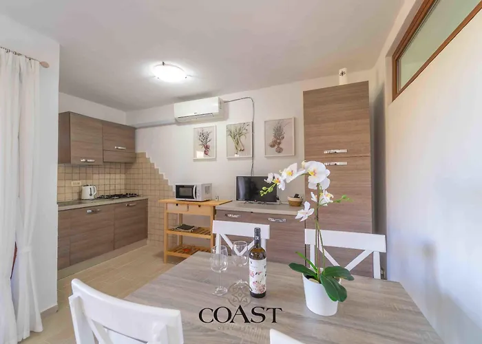 Bouganville - Vista Mare, Wi-fi, Doccia Esterna * אולביה