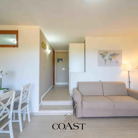 Bouganville - Vista Mare, Wi-fi, Doccia Esterna Olbia