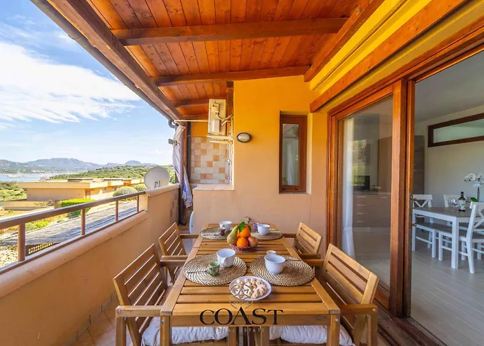 Apartment Bouganville - Vista Mare, Wi-fi, Doccia Esterna Olbia